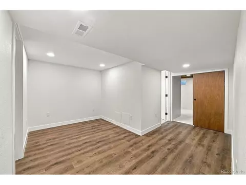 Bedroom - 13899 E 25th Ave, Aurora, CO 80011 photo 6 of 8
