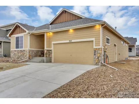 818 Mt Sneffels Ave, Windsor, CO 80550 photo 2