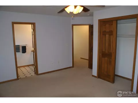 207 E Iowa Ave, Berthoud, CO 80513 photo 8