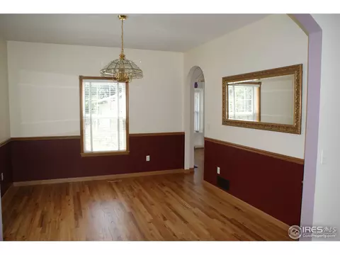 207 E Iowa Ave, Berthoud, CO 80513 photo 3