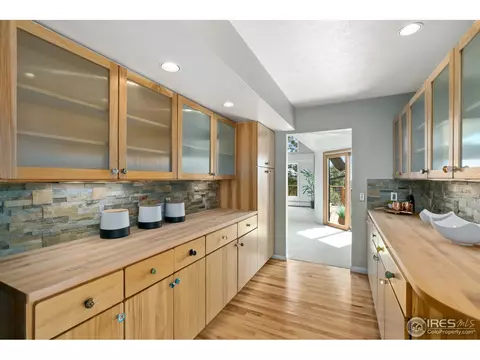 189 Spring Ln, Boulder, CO 80302 photo 10
