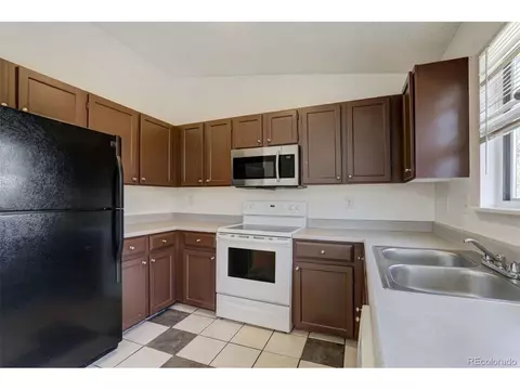 19000 E Mansfield Dr, Aurora, CO 80013 photo 11