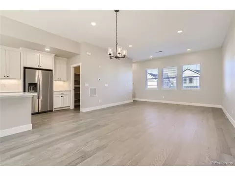 10149 E 62nd Ave, Denver, CO 80238 photo 8