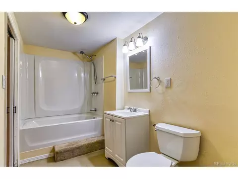 Undisclosed, Centennial, CO 80015 photo 33