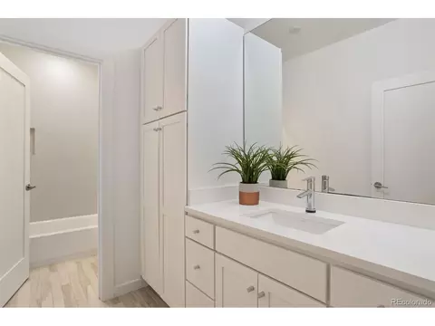 6921 E 4th Ave, Denver, CO 80220 photo 42