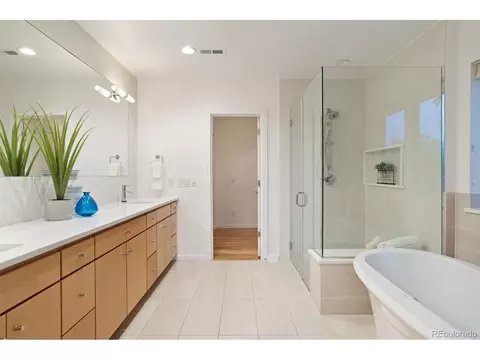6921 E 4th Ave, Denver, CO 80220 photo 27