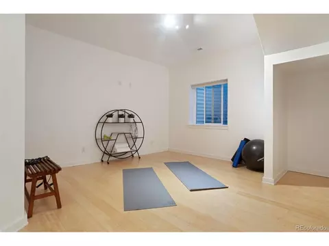 6921 E 4th Ave, Denver, CO 80220 photo 43