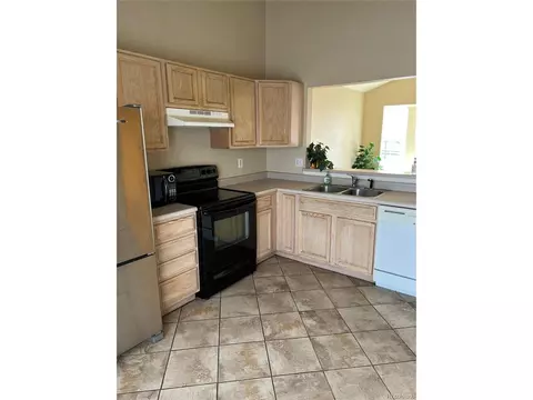 1748 Eagle St #B, Aurora, CO 80011 photo 6