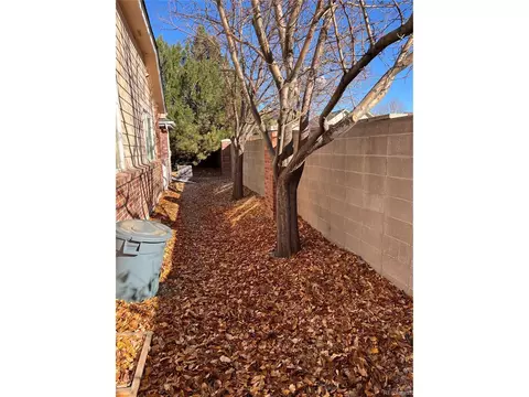 1748 Eagle St #B, Aurora, CO 80011 photo 15