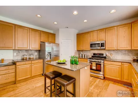 3042 E 137th Pl, Thornton, CO 80602 photo 4