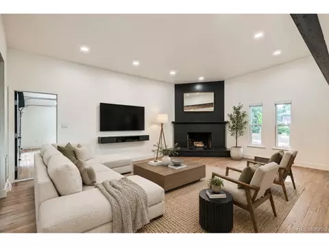 22 Rangeview Dr, Wheat Ridge, CO 80215
