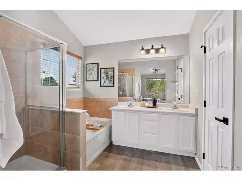 Bath - 2389 E 116th Pl, Denver, CO 80233 photo 2 of 4