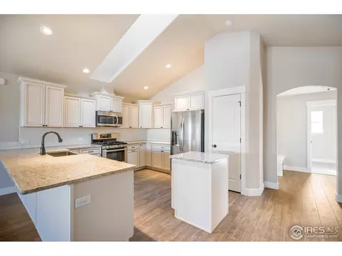 102 Brook St, Frederick, CO 80530 photo 3