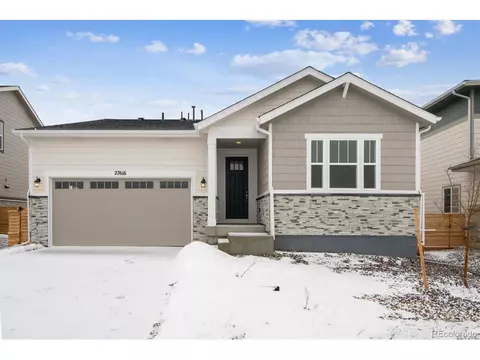 27616 E Byers Pl, Aurora, CO 80018