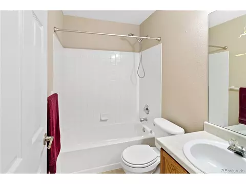 19568 E 18th Ave, Aurora, CO 80011 photo 10