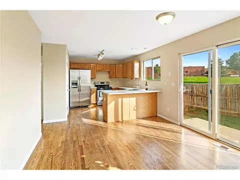 19568 E 18th Ave, Aurora, CO 80011 photo 8