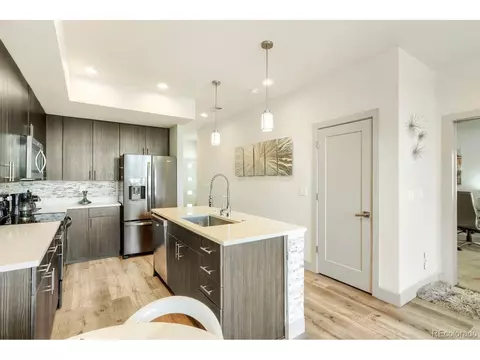 Kitchen - 14946 E Hampden Ave, Aurora, CO 80014 photo 3 of 5