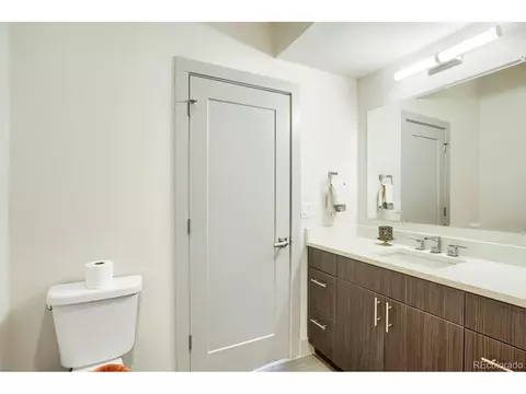 Bath - 14946 E Hampden Ave, Aurora, CO 80014 photo 4 of 6