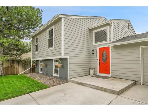 1060 Centennial Dr, Bennett, CO 80102 photo 3