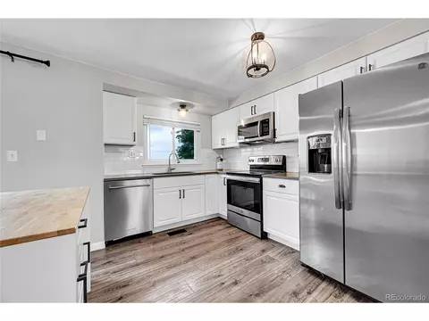 1060 Centennial Dr, Bennett, CO 80102 photo 10