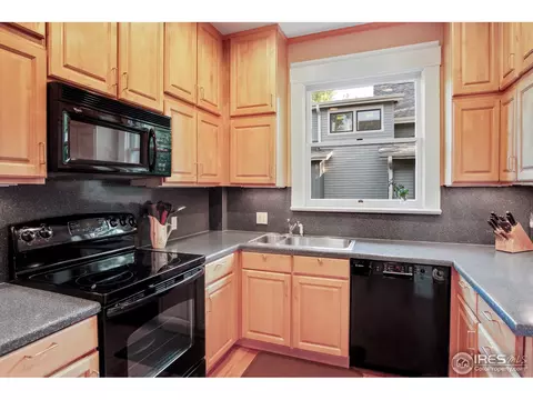 956 Grant Pl, Boulder, CO 80302 photo 7