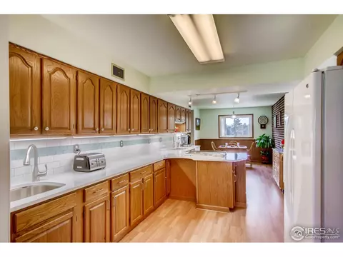 1521 E 90th Ave, Thornton, CO 80229 photo 9