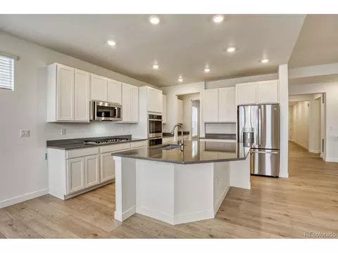 Kitchen - 24555 E Kettle Ct, Aurora, CO 80016 photo 2 of 2