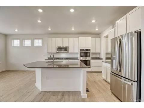 Kitchen - 24555 E Kettle Ct, Aurora, CO 80016 photo 1 of 2