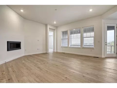 Living - 24555 E Kettle Ct, Aurora, CO 80016 photo 1 of 1
