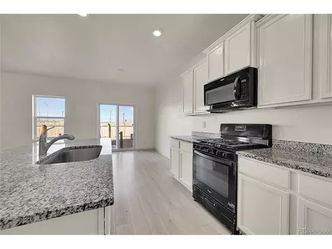 307 Thomas Ave, Keenesburg, CO 80643