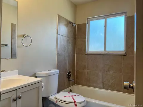 Undisclosed, Aurora, CO 80012 photo 11