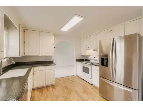 Kitchen - 12969 E Ohio Ave, Aurora, CO 80012 photo 2 of 3