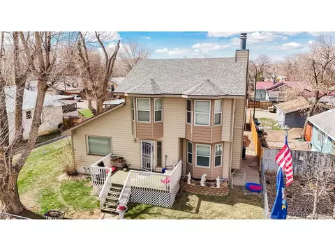 217 S Stanolind Ave, Rangely, CO 81648 photo 2