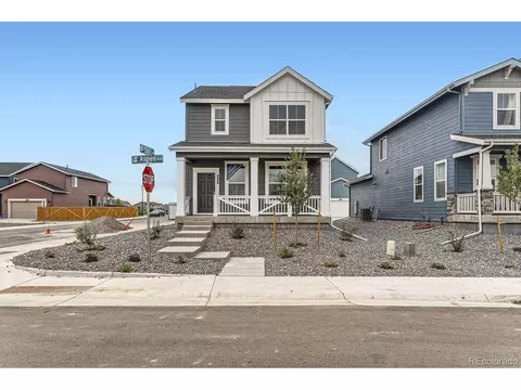 660 Aspen Ave, Bennett, CO 80102