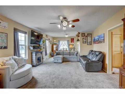 1003 5th St, Greeley, CO 80631 photo 4