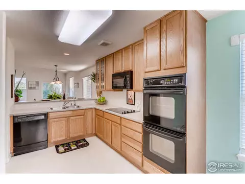 19540 E Dickenson Pl, Aurora, CO 80013 photo 12