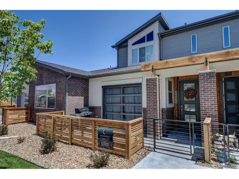 19560 E Sunset Cir, Centennial, CO 80015 photo 2