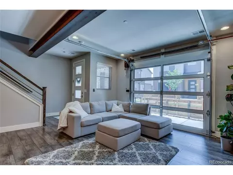 19560 E Sunset Cir, Centennial, CO 80015 photo 7