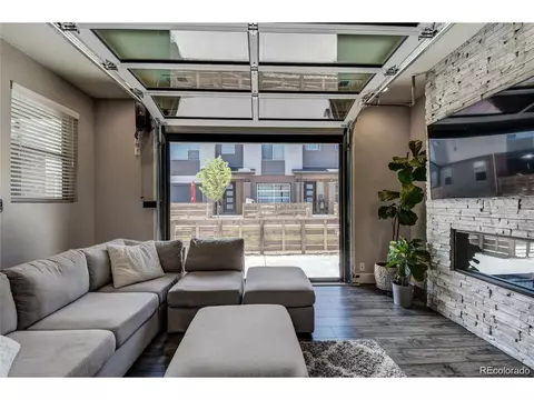 19560 E Sunset Cir, Centennial, CO 80015 photo 8