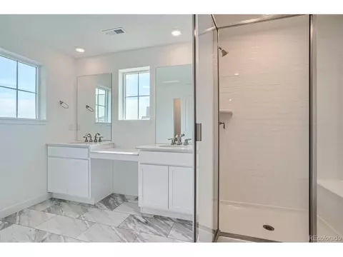 24444 E Pacific Pl, Aurora, CO 80018 photo 6