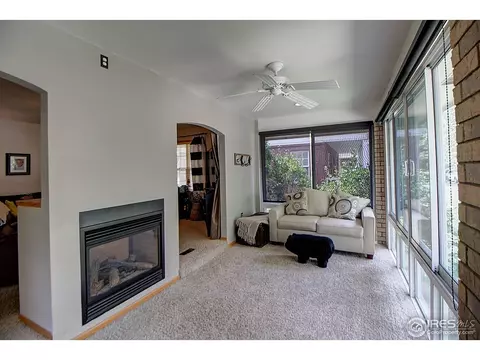 313 E Colorado Ave, Berthoud, CO 80513 photo 3