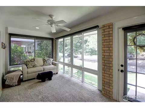 313 E Colorado Ave, Berthoud, CO 80513 photo 2