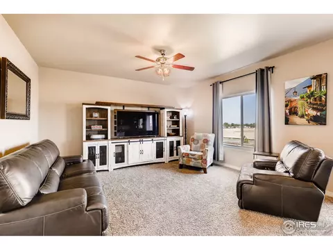 6823 2nd St, Frederick, CO 80530 photo 2