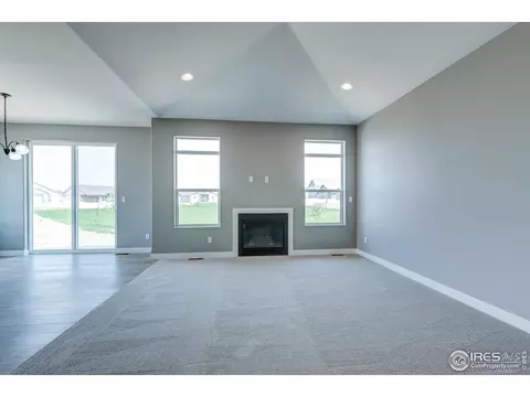 404 Gannet Peak Dr, Windsor, CO 80550 photo 10