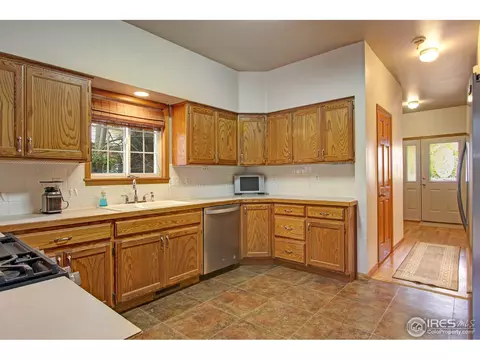 100 E Nebraska Ave, Berthoud, CO 80513 photo 13