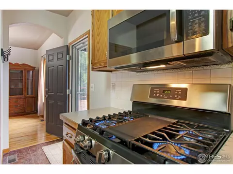 100 E Nebraska Ave, Berthoud, CO 80513 photo 15