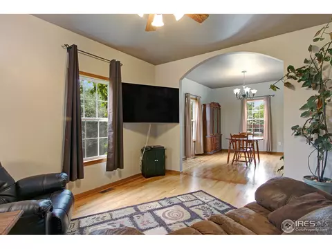 100 E Nebraska Ave, Berthoud, CO 80513 photo 7