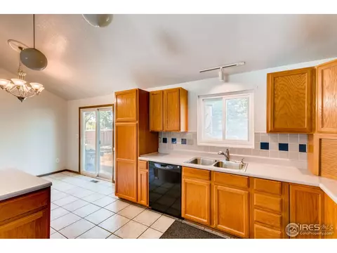 1201 Cedar Dr, Berthoud, CO 80513 photo 4