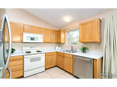 404 Hemlock Dr, Windsor, CO 80550 photo 8