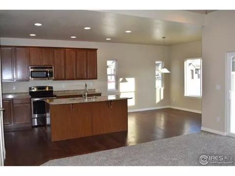 5638 Chantry Dr, Windsor, CO 80550 photo 2